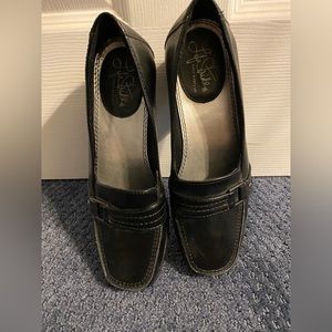 Life Stride Belinda Loafer 1 1/4” heel